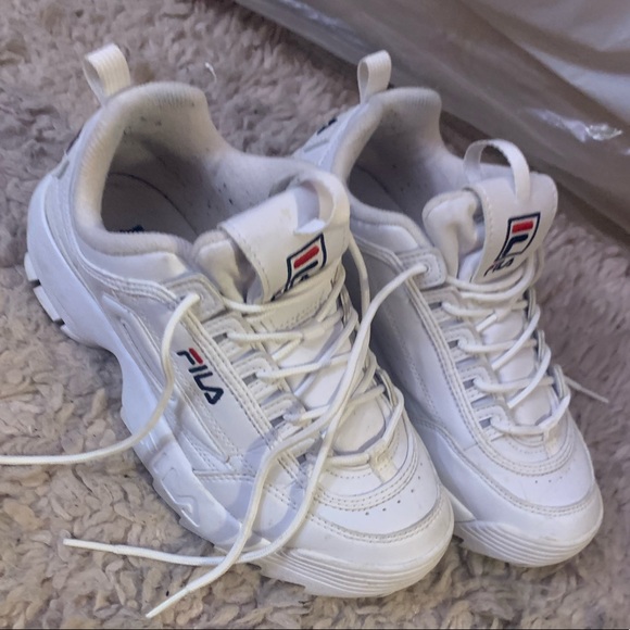 White women’s FILA shoes (USED) size 7 - Picture 4 of 7
